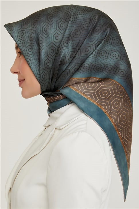 Armine Sura İpek Eşarp 21Ka8614 09