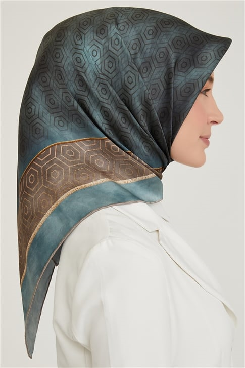 Armine Sura İpek Eşarp 21Ka8614 09