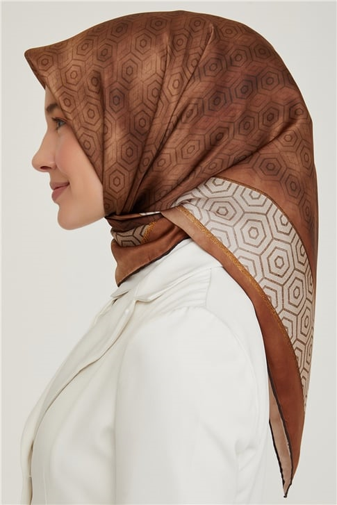 Armine Sura İpek Eşarp 21Ka8614 34