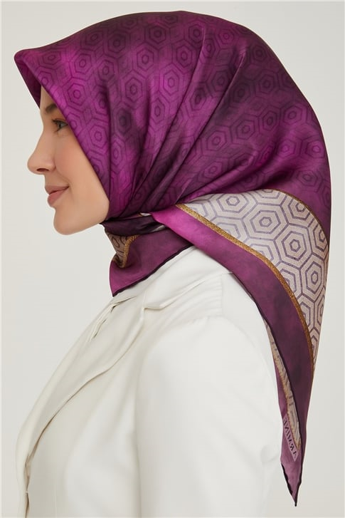 Armine Sura İpek Eşarp 21Ka8614 39