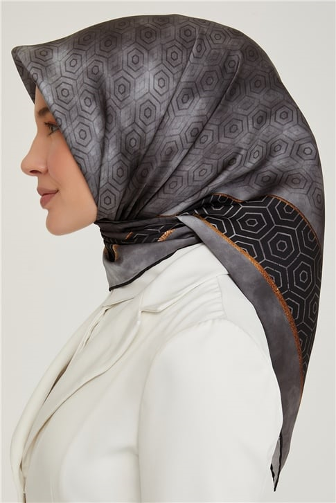 Armine Sura İpek Eşarp 21Ka8614 40