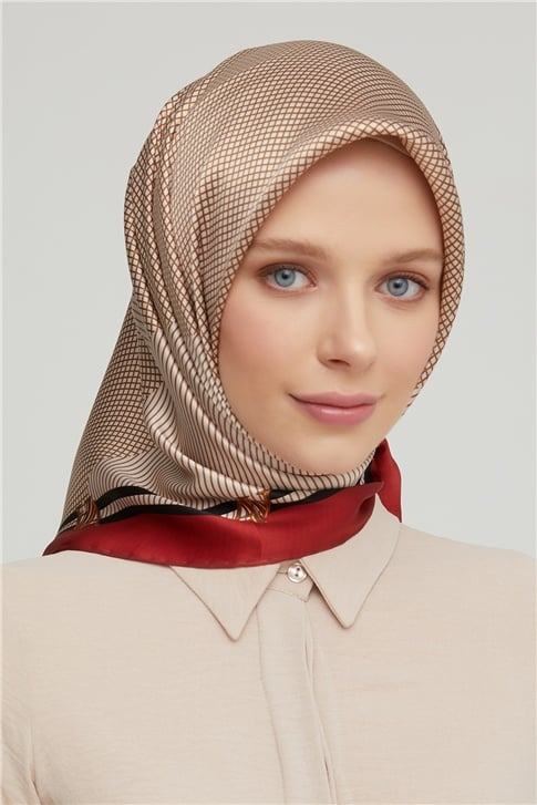 Armine Sura İpek Eşarp 21Ka8616 01