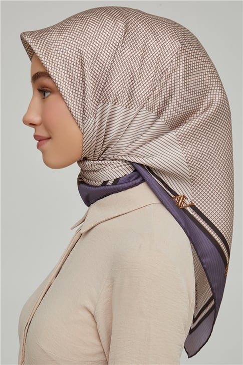 Armine Sura İpek Eşarp 21Ka8616 02