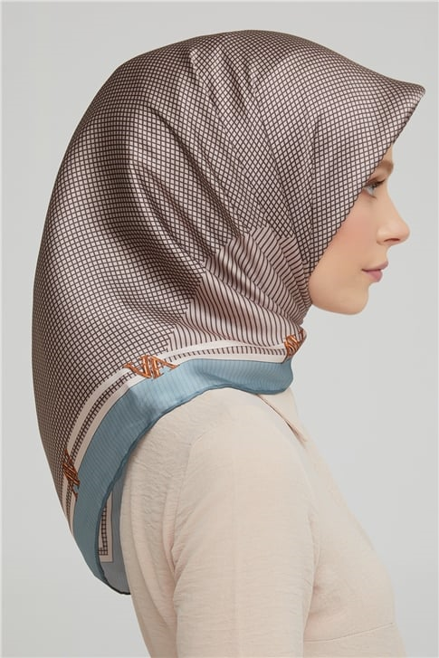Armine Sura İpek Eşarp 21Ka8616 05