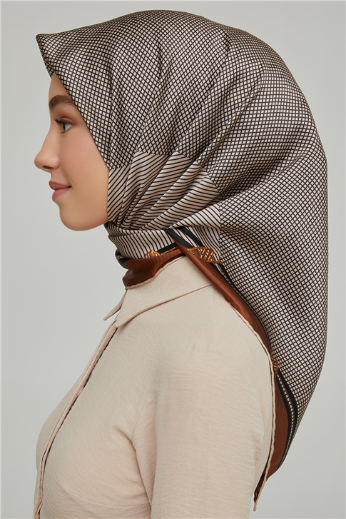 Armine Sura İpek Eşarp 21Ka8616 32