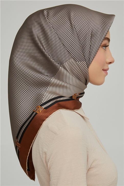 Armine Sura İpek Eşarp 21Ka8616 32