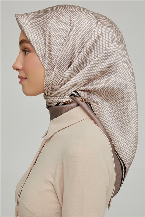 Armine Sura İpek Eşarp 21Ka8616 34