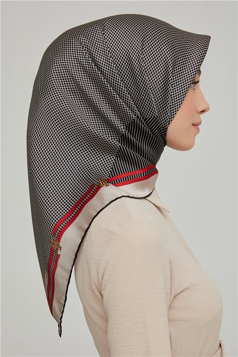 Armine Sura İpek Eşarp 21Ka8616 37