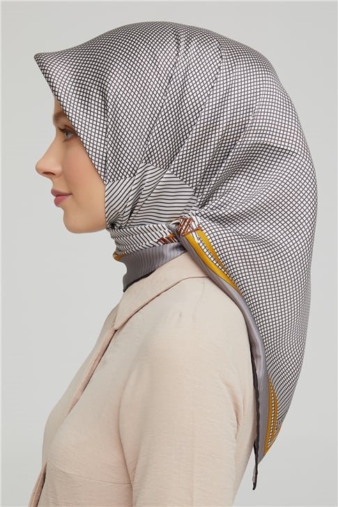 Armine Sura İpek Eşarp 21Ka8616 40
