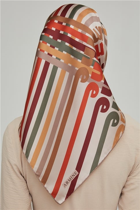 Armine Sura İpek Eşarp 21Ka8617 07