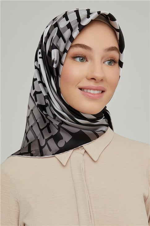 Armine Sura İpek Eşarp 21Ka8617 08