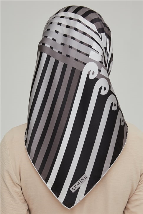 Armine Sura İpek Eşarp 21Ka8617 08
