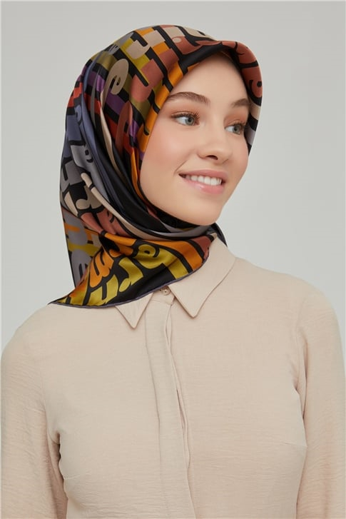 Armine Sura İpek Eşarp 21Ka8617 09