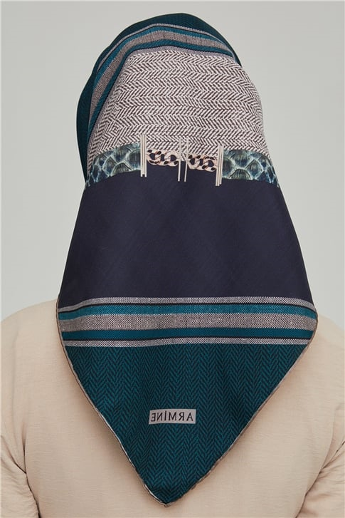 Armine Sura İpek Eşarp 21Ka8619 06