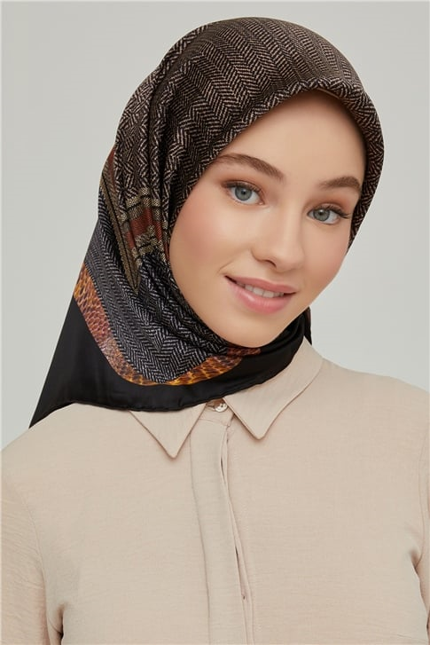 Armine Sura İpek Eşarp 21Ka8619 32