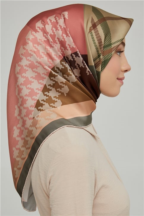 Armine Sura İpek Eşarp 21Ka8620 11