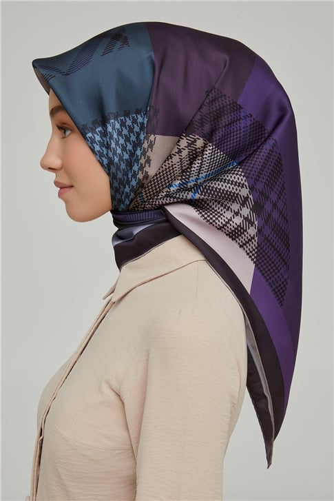 Armine Sura İpek Eşarp 21Ka8620 31