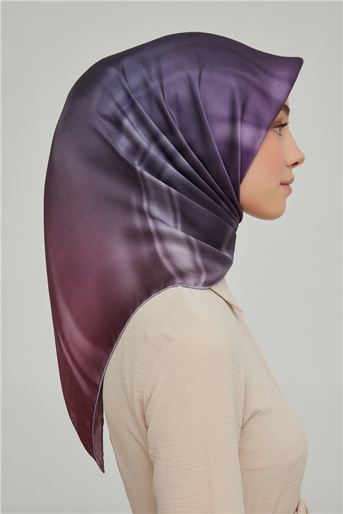 Armine Sura İpek Eşarp 21Ka8624 03