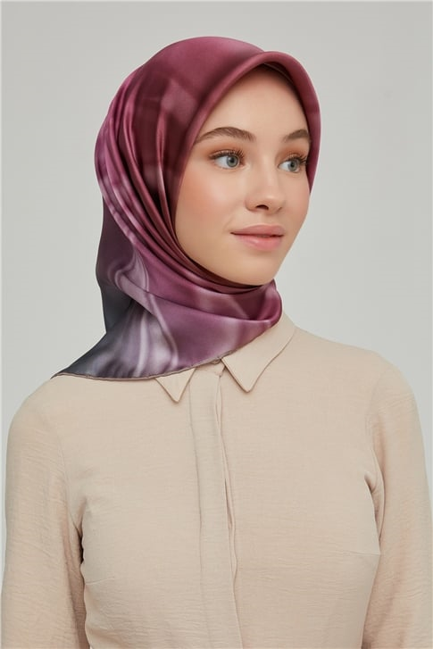 Armine Sura İpek Eşarp 21Ka8624 04