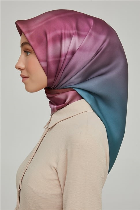Armine Sura İpek Eşarp 21Ka8624 04