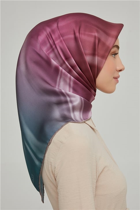 Armine Sura İpek Eşarp 21Ka8624 04