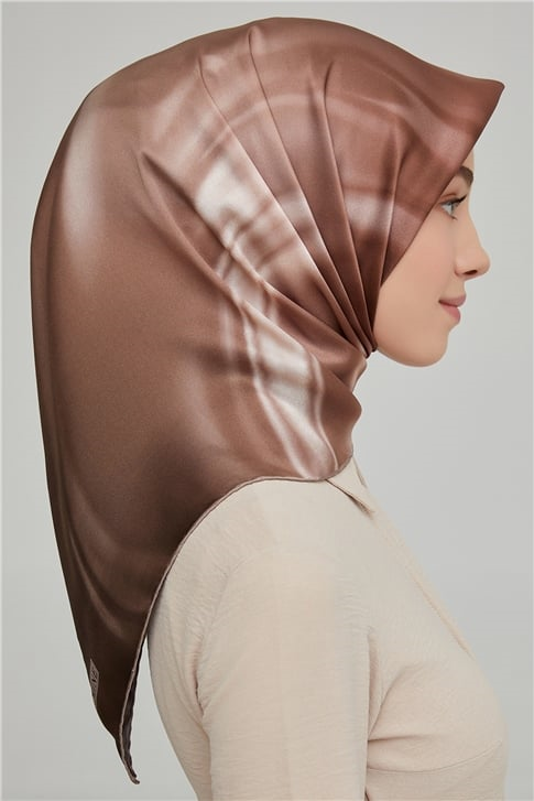 Armine Sura İpek Eşarp 21Ka8624 38