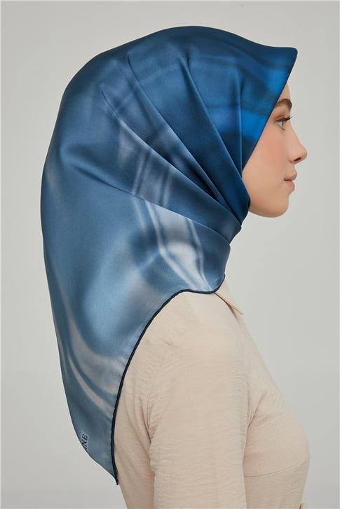 Armine Sura İpek Eşarp 21Ka8624 39
