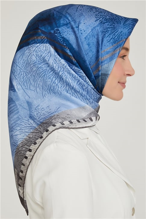 Armine Sura İpek Eşarp 21Ka8625 07