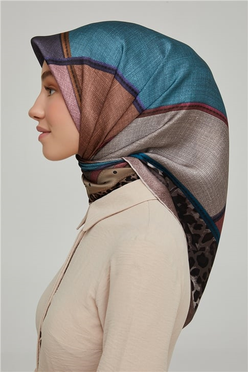 Armine Sura İpek Eşarp 21Ka8626 07