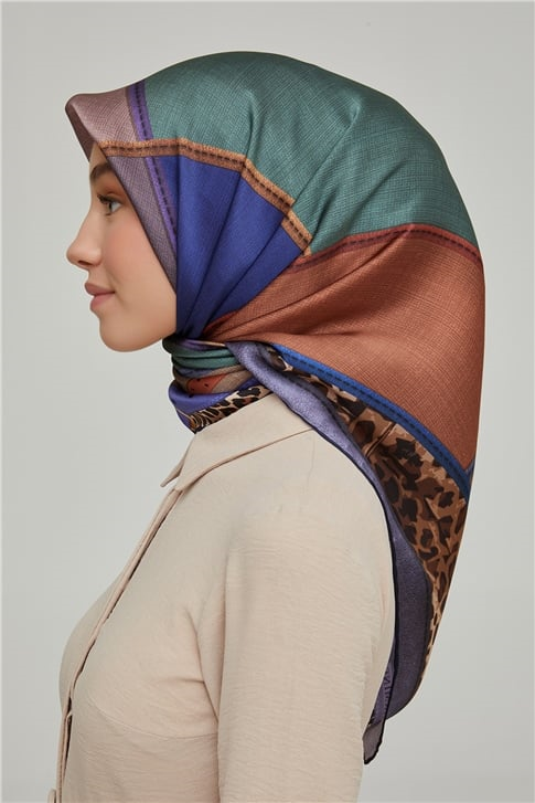 Armine Sura İpek Eşarp 21Ka8626 33