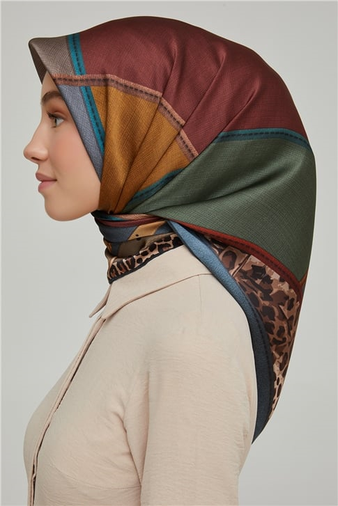Armine Sura İpek Eşarp 21Ka8626 36