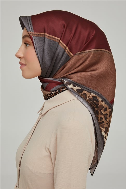 Armine Sura İpek Eşarp 21Ka8626 40