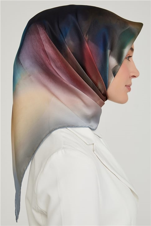 Armine Sura İpek Eşarp 21Ka8627 04