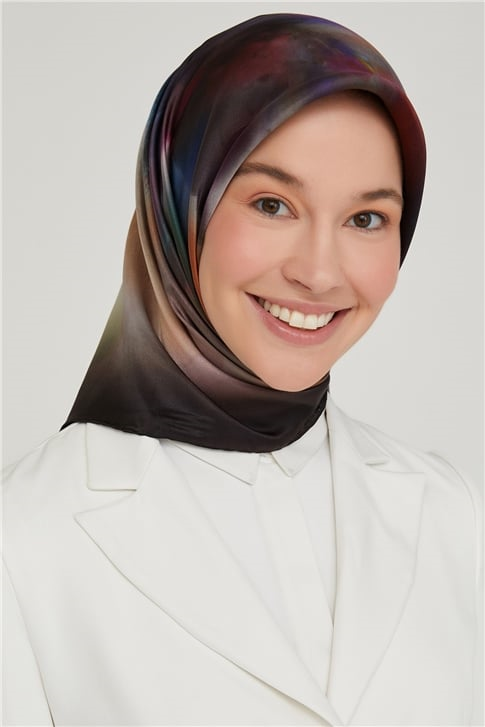 Armine Sura İpek Eşarp 21Ka8627 09