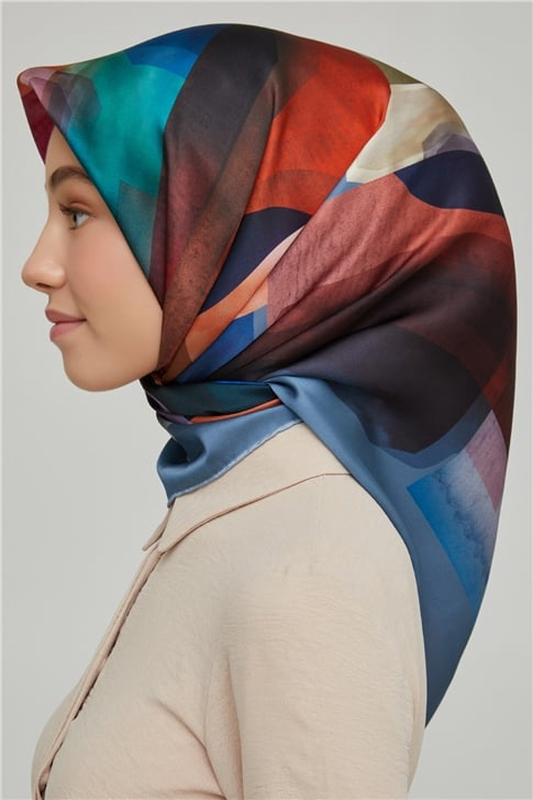 Armine Sura İpek Eşarp 21Ka8628 07