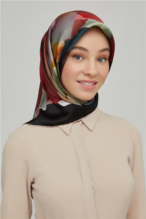 Armine Sura İpek Eşarp 21Ka8628 32