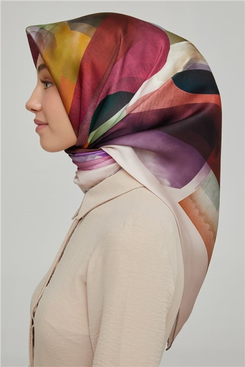 Armine Sura İpek Eşarp 21Ka8628 35