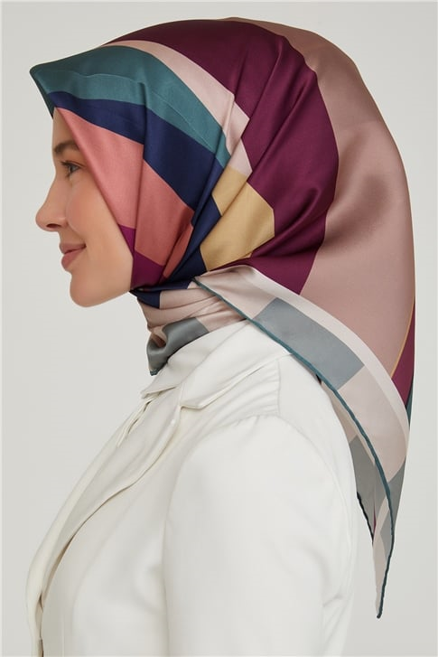 Armine Sura İpek Eşarp 21Ka8629 31