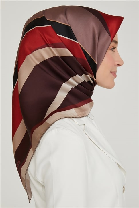 Armine Sura İpek Eşarp 21Ka8629 36