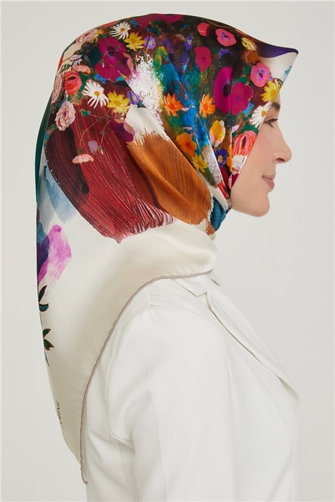 Armine Sura İpek Eşarp 21Ka8630 02