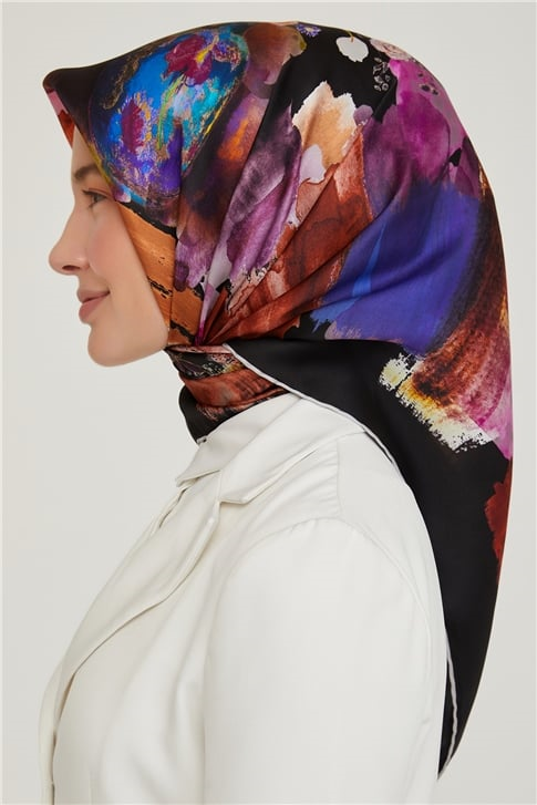 Armine Sura İpek Eşarp 21Ka8630 06