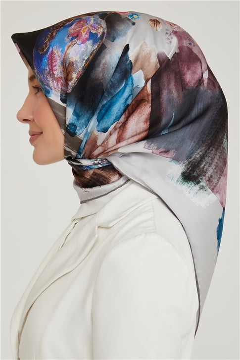 Armine Sura İpek Eşarp 21Ka8630 08