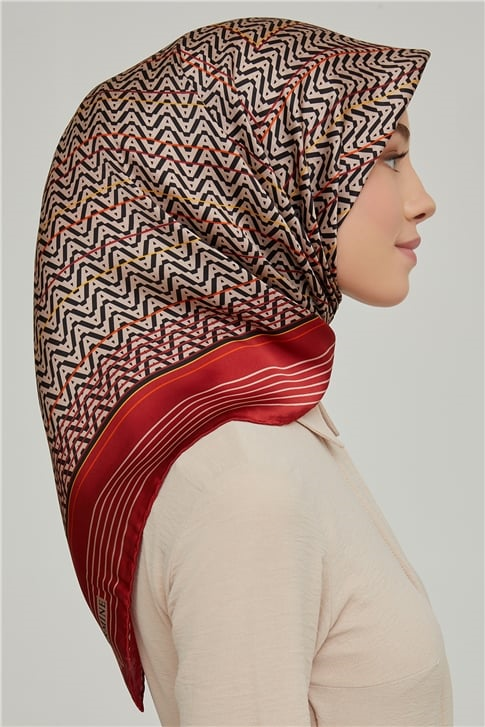 Armine Sura İpek Eşarp 21Ka8631 02
