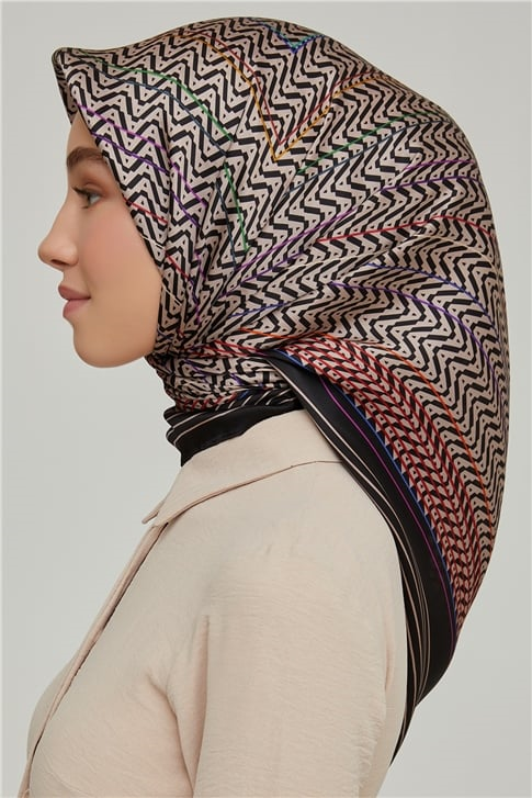Armine Sura İpek Eşarp 21Ka8631 09