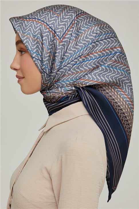 Armine Sura İpek Eşarp 21Ka8631 38