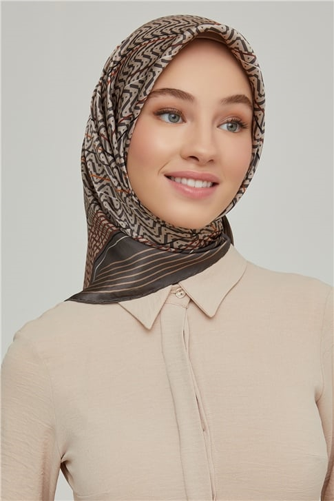 Armine Sura İpek Eşarp 21Ka8631 42