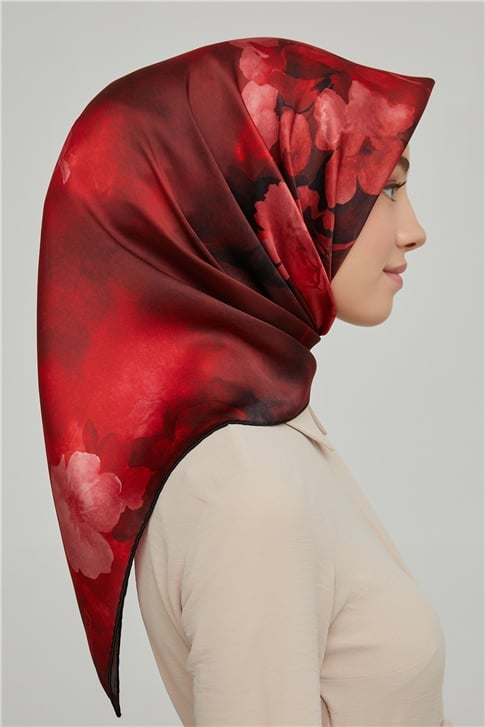 Armine Sura İpek Eşarp 21Ka8632 02