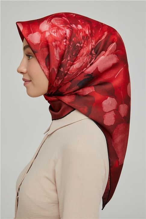 Armine Sura İpek Eşarp 21Ka8632 02