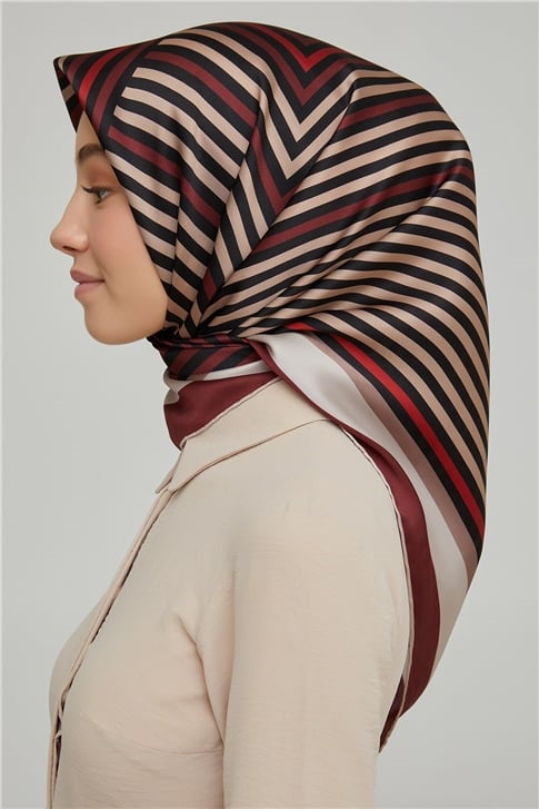 Armine Sura İpek Eşarp 21Ka8633 32