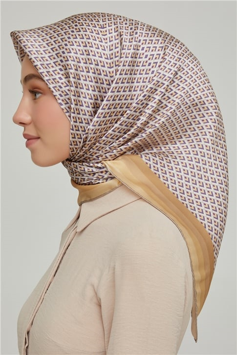 Armine Sura İpek Eşarp 21Ka8634 31